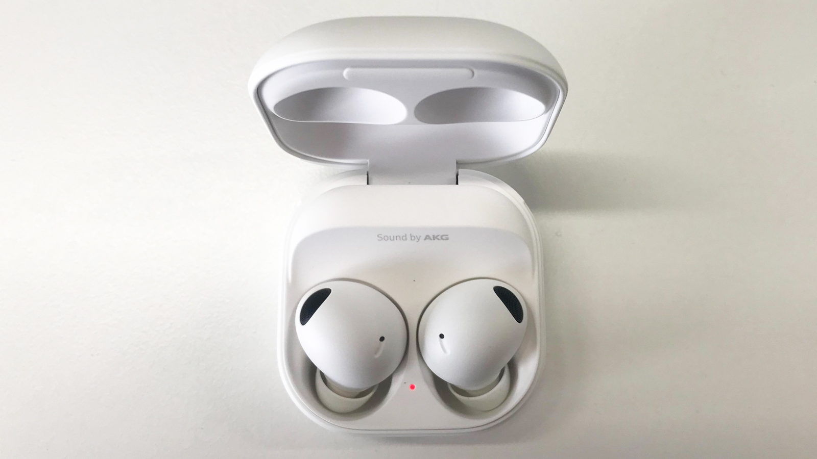 Витік: Нові Galaxy Buds 3 Pro отримають дизайн, схожий на AirPods