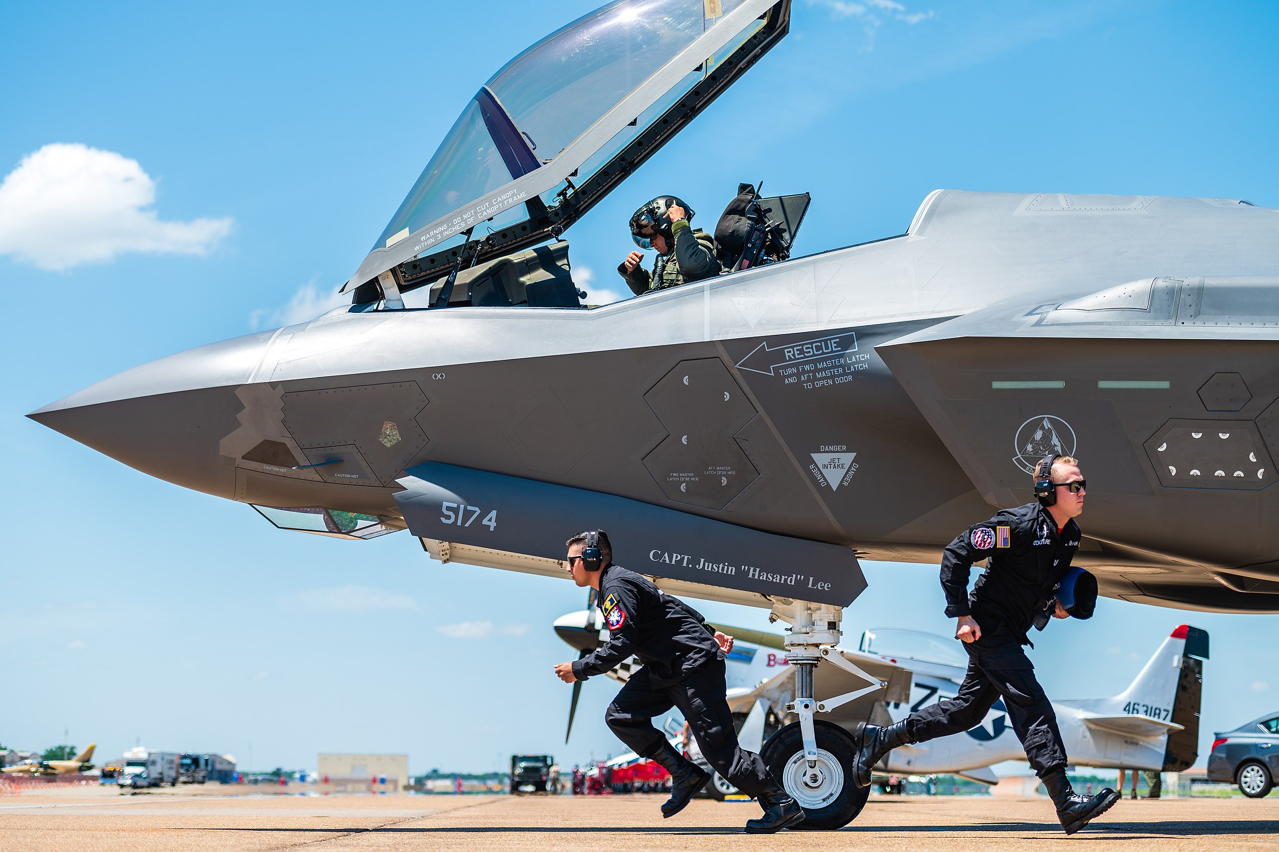 Les États-Unis remettent 349 chasseurs F-35 en service - le problème de la catapulte est résolu.