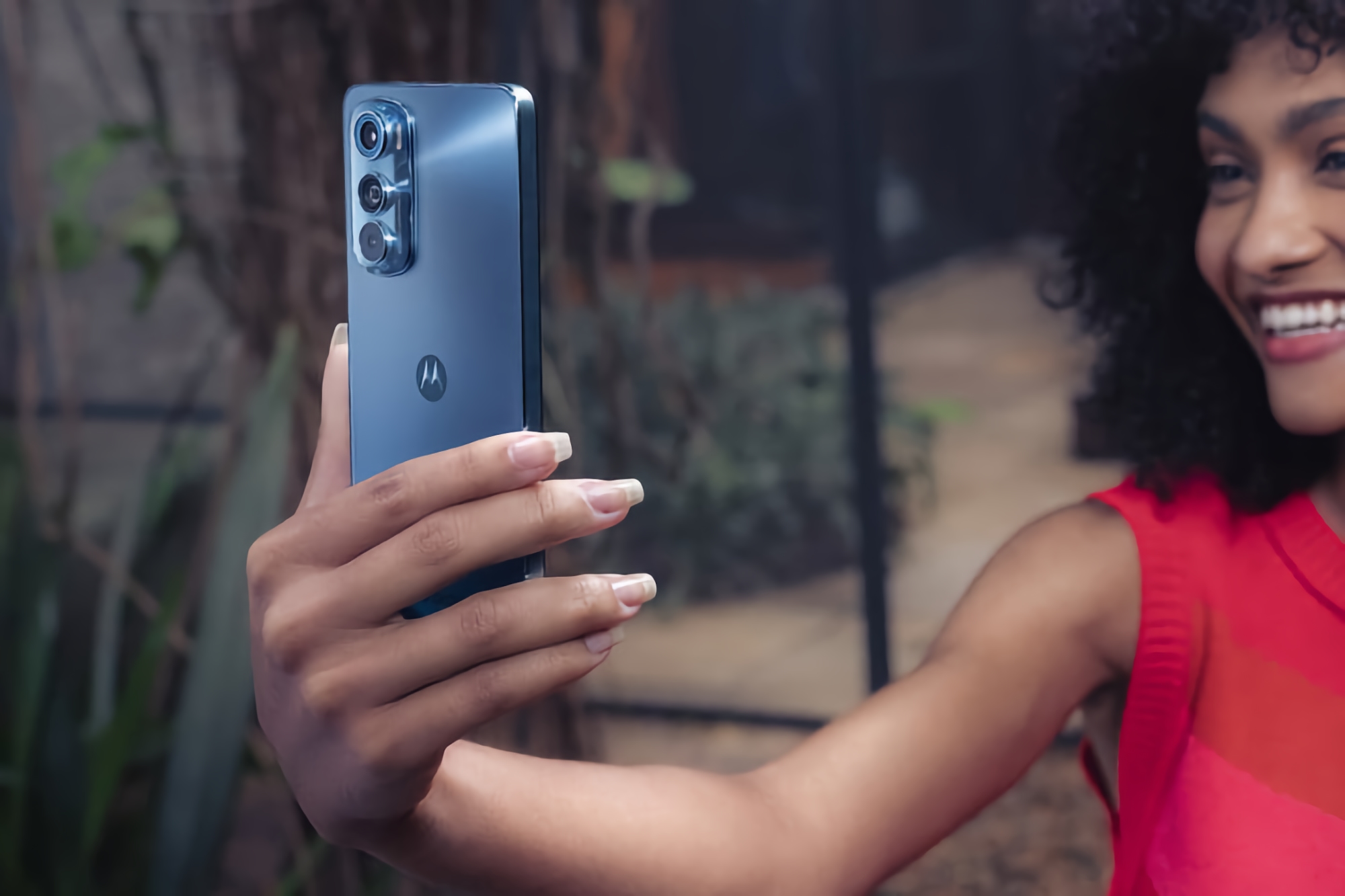 Motorola Edge 30: 144Hz OLED display, Snapdragon 778G+ chip and 50MP triple camera for 450 euros