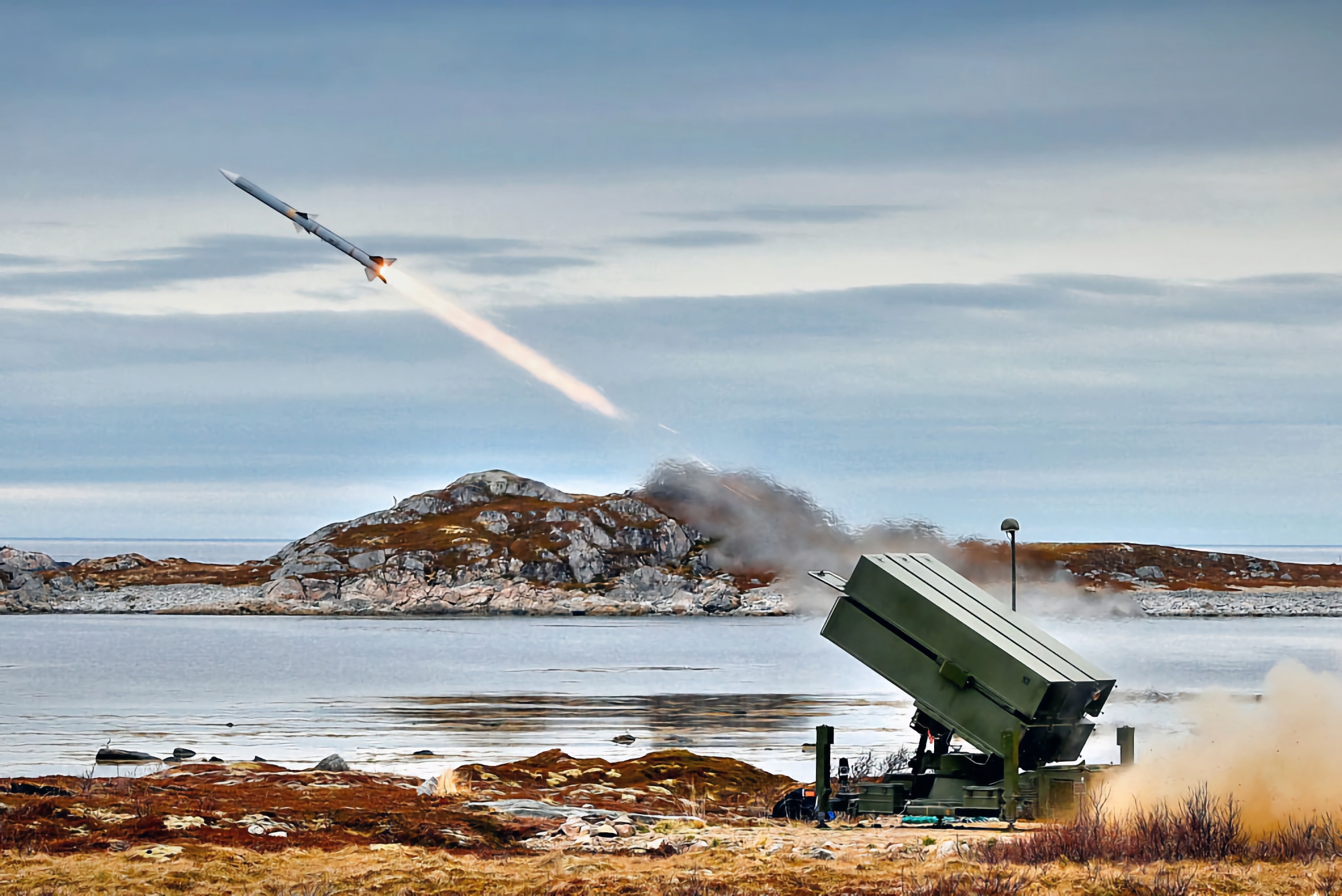 Ammunition for NASAMS, HIMARS and 155 mm calibre artillery: US hands Ukraine new military aid package