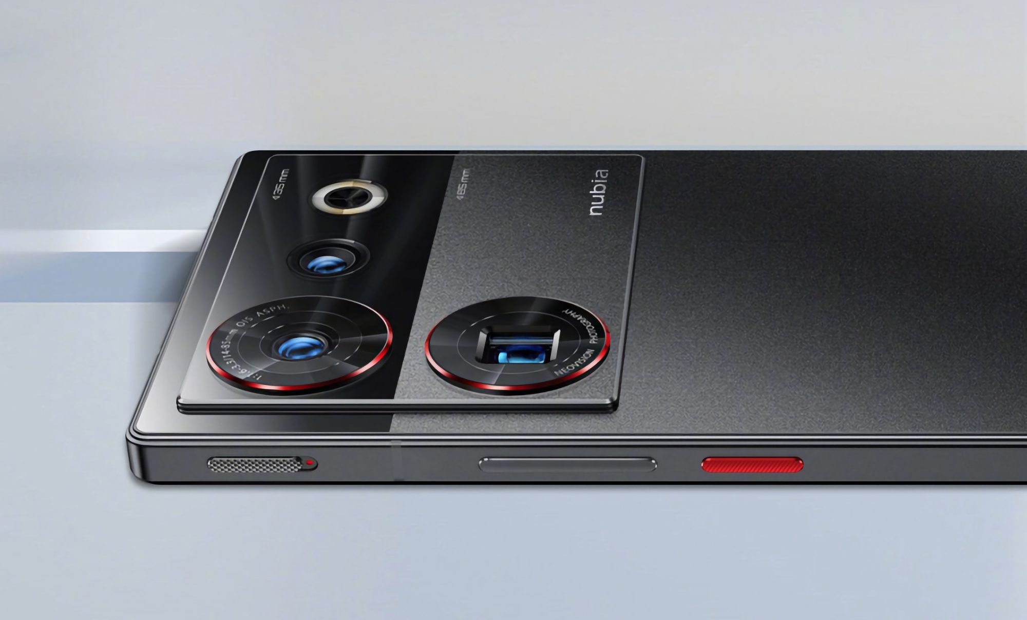 C'est officiel : le Nubia Z60 Ultra sera lancé en décembre.
