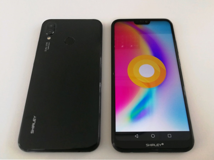 Фото Huawei P20 Lite: экран с тонкими рамками и двойная камера