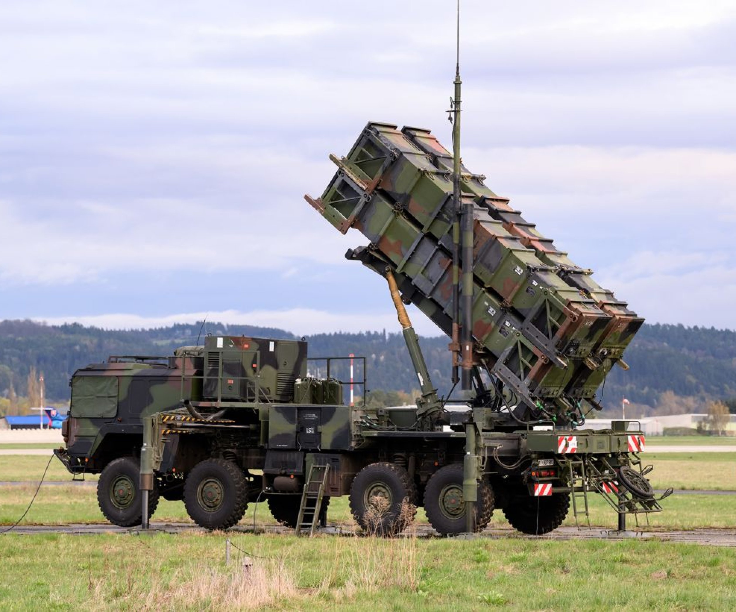 Patriot SAMs, IRIS-T and Gepard anti-aircraft tanks: Germany announces new €1bn military aid package for Ukraine