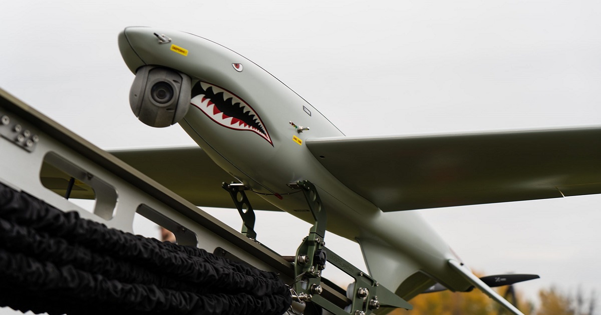 Сили оборони України отримали розвідувальні безпілотники SHARK, які можуть працювати спільно з HIMARS