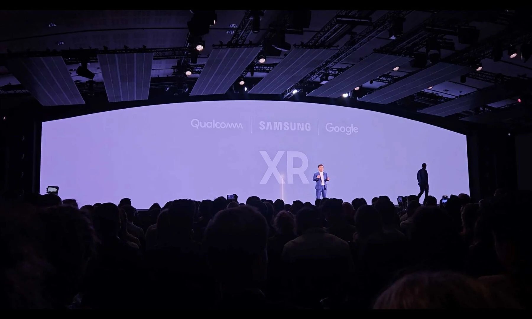 Samsung présente le nouveau casque XR : Une révolution dans la réalité virtuelle