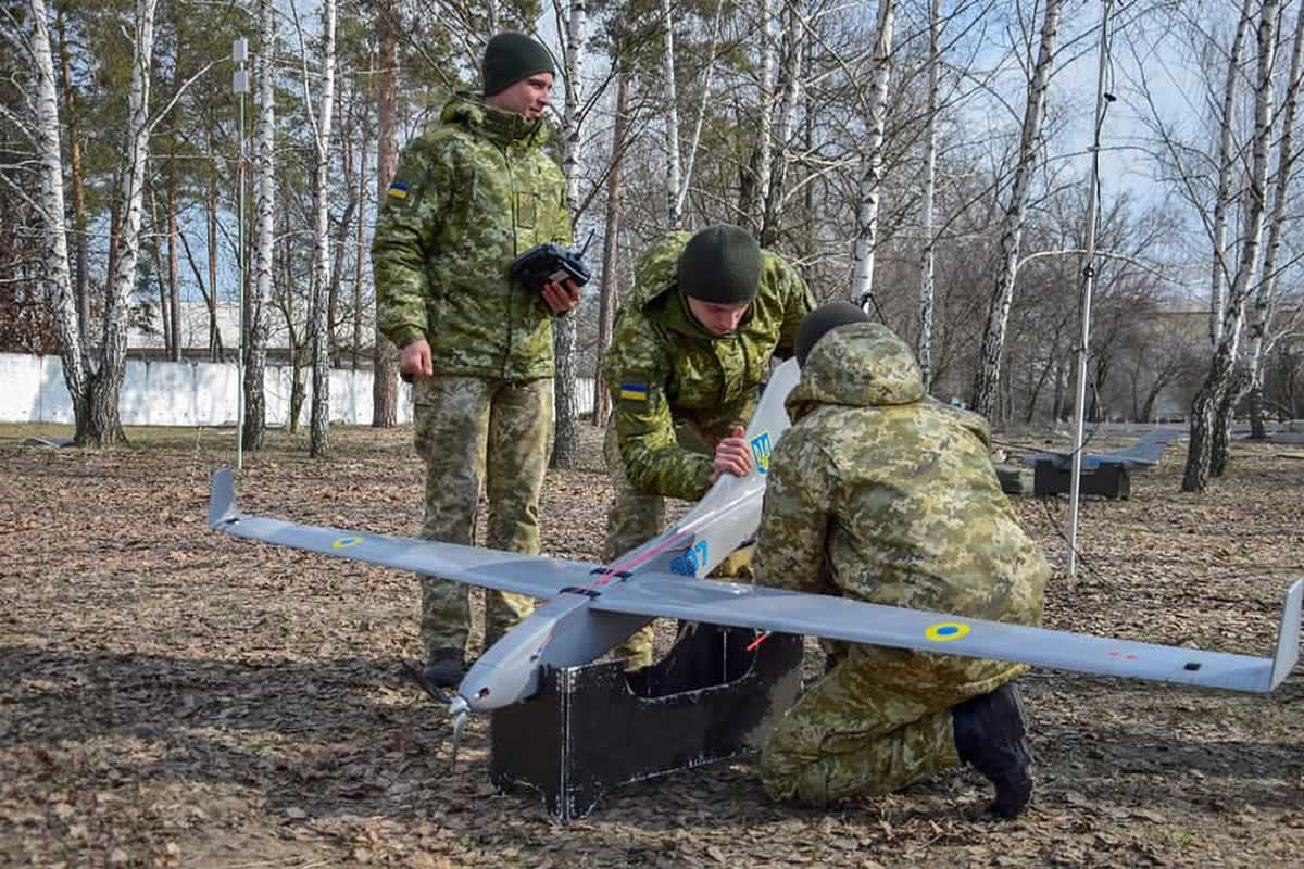 “Combat test drive”: Ukrainian gunners using Spectator UAVs destroyed enemy equipment (video)