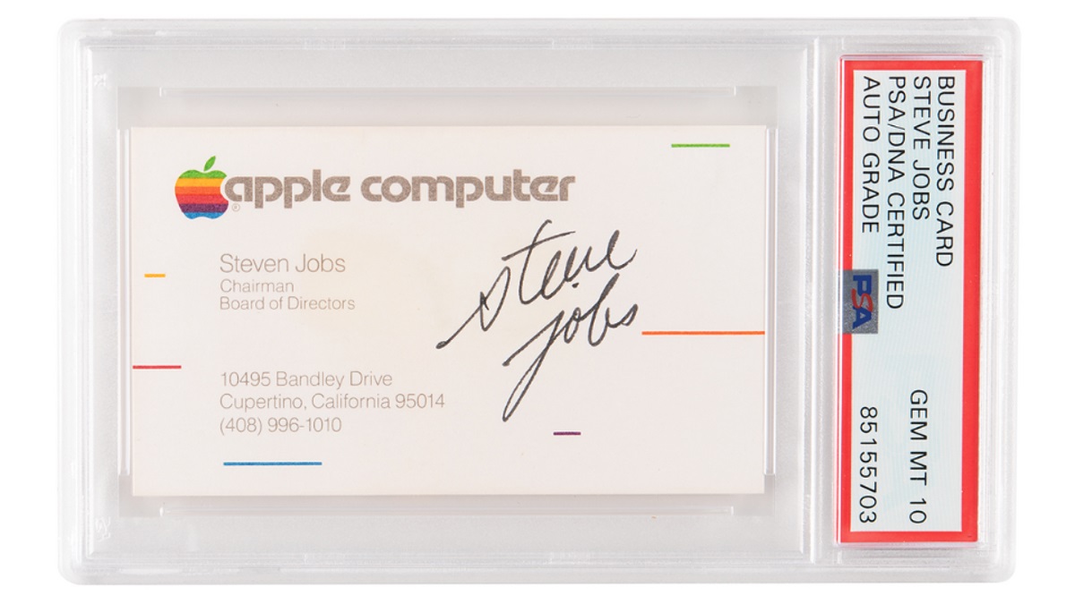 Une carte de visite signée par Steve Jobs a été vendue aux enchères pour 180 000 dollars.