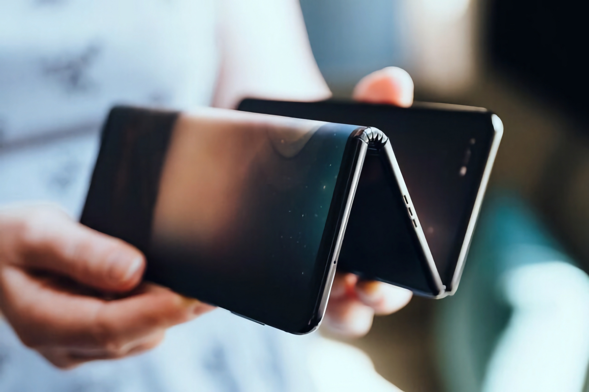 An insider has revealed when a Huawei smartphone that will triple fold could be released
