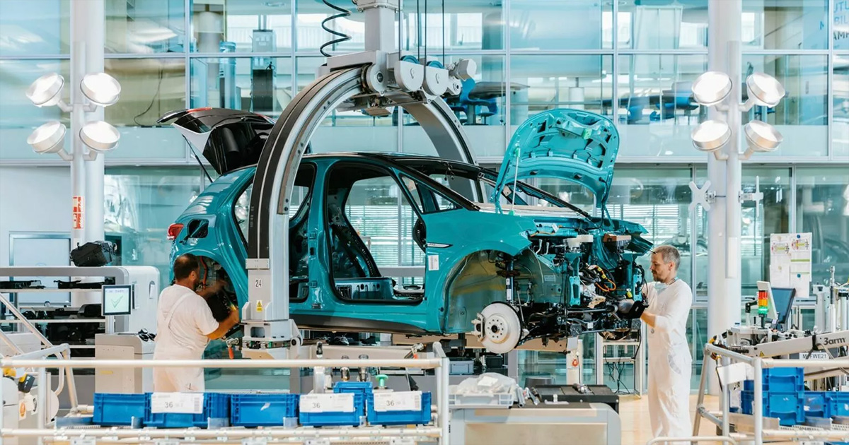 VW ID.3: start of production at the historic Gläserne Manufaktur site, Dresden