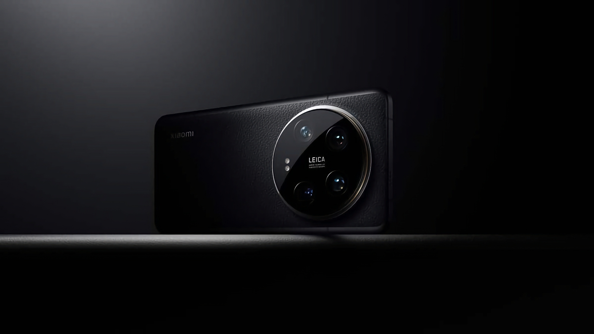 Чутки: Xiaomi 15 Ultra отримає акумулятор близько 6000 мАг з підтримкою дротової зарядки на 90 Вт і бездротової на 80 Вт