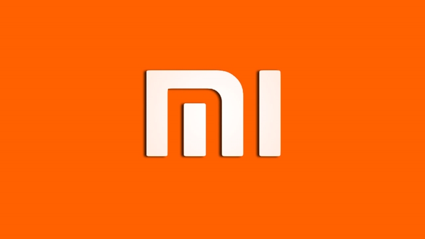 В сети появились фотографии передних панелей смартфонов Redmi Note 6 и Redmi 6 Plus