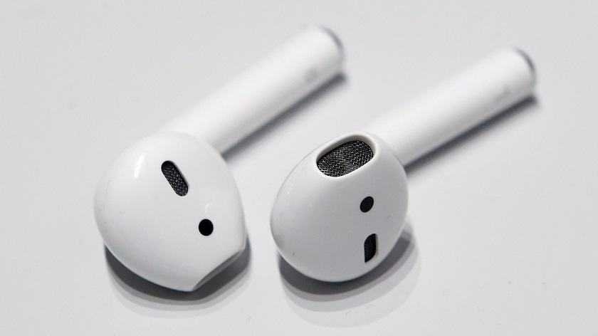 Наушники Apple AirPods продолжили работать даже в желудке человека