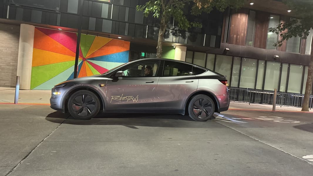 Tesla Robotaxi Austin