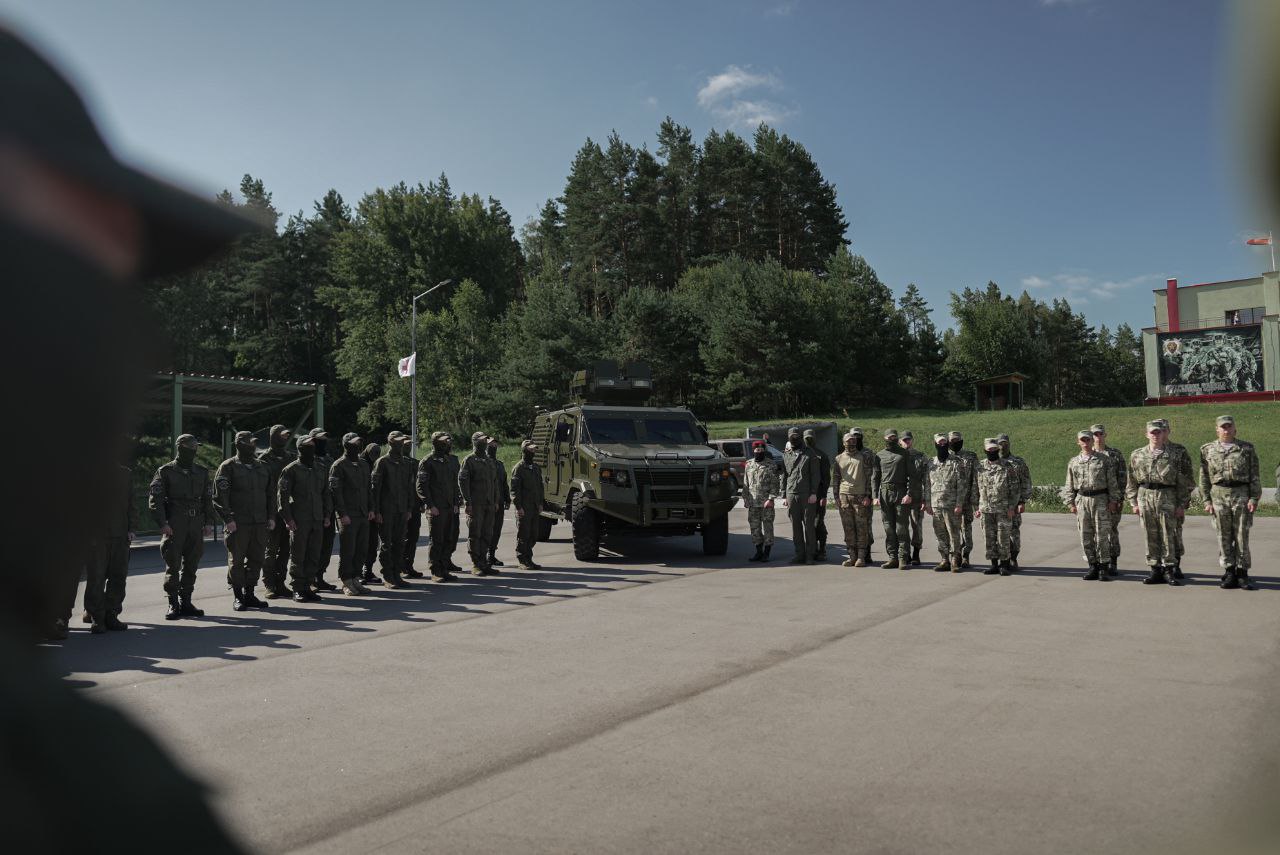 Belarusian special forces use armoured vehicles Kozak-5 captured in Ukraine