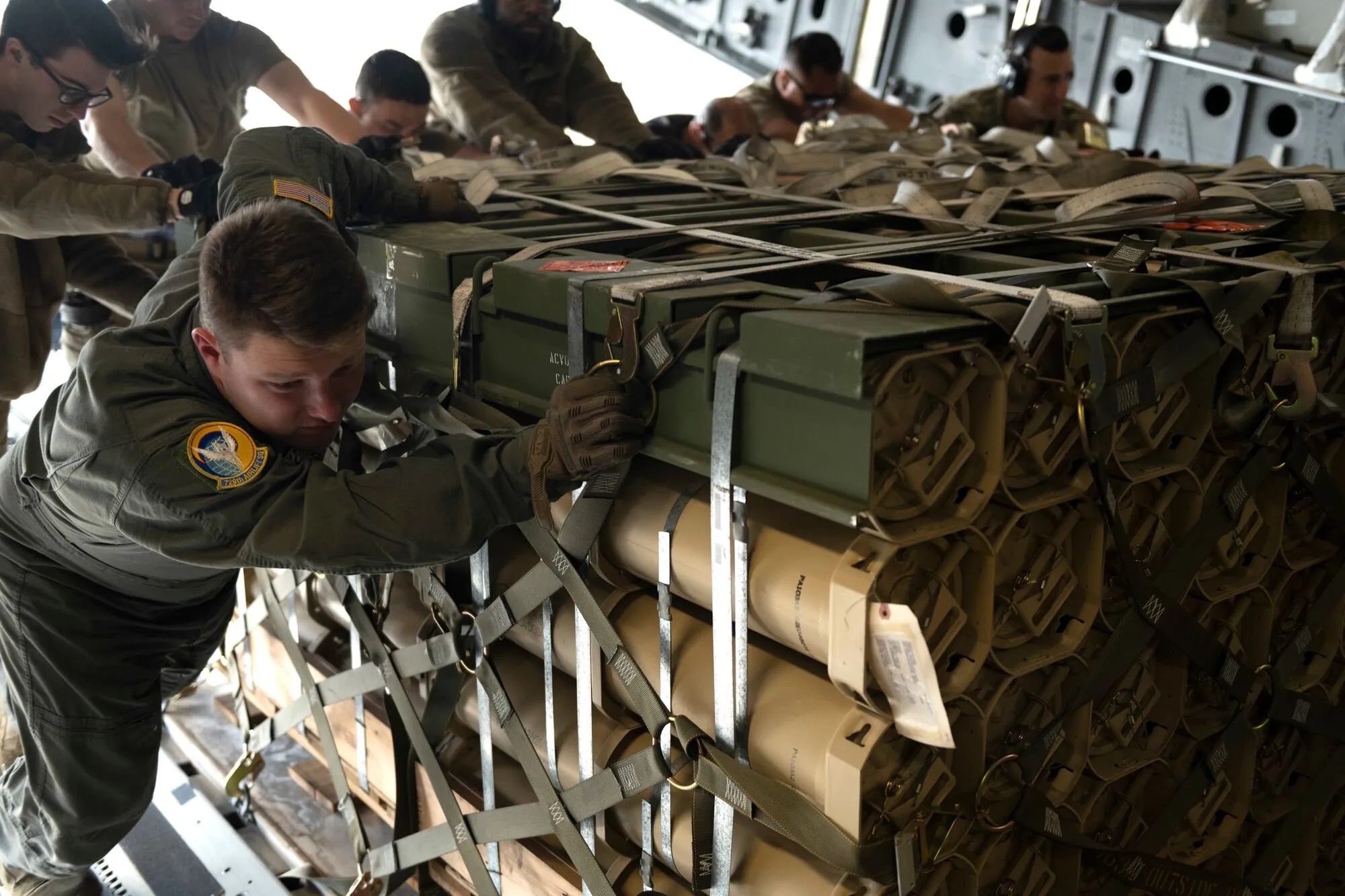 Les États-Unis annoncent une nouvelle aide militaire de 725 millions de dollars pour l'Ukraine : que comprendra-t-elle ?