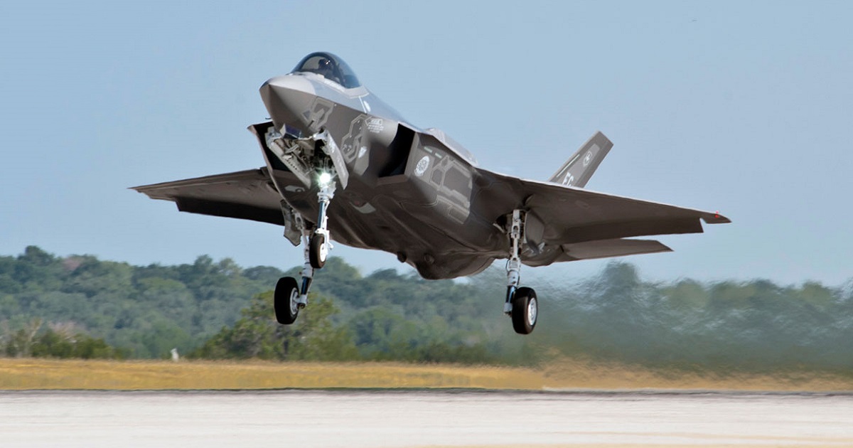 Un chasseur de cinquième génération F-35A Lightning II s'est écrasé sur la base aérienne de Hill, aux États-Unis.