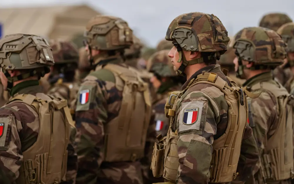 Jusqu'à 30 000 soldats de la paix : L'Europe envisage d'envoyer plusieurs brigades en Ukraine