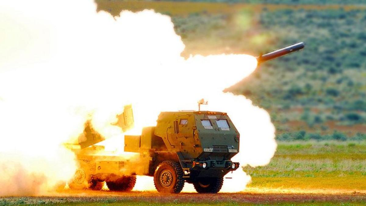 Україна за допомогою HIMARS знищила зенітно-ракетний комплекс С-400 на території росії