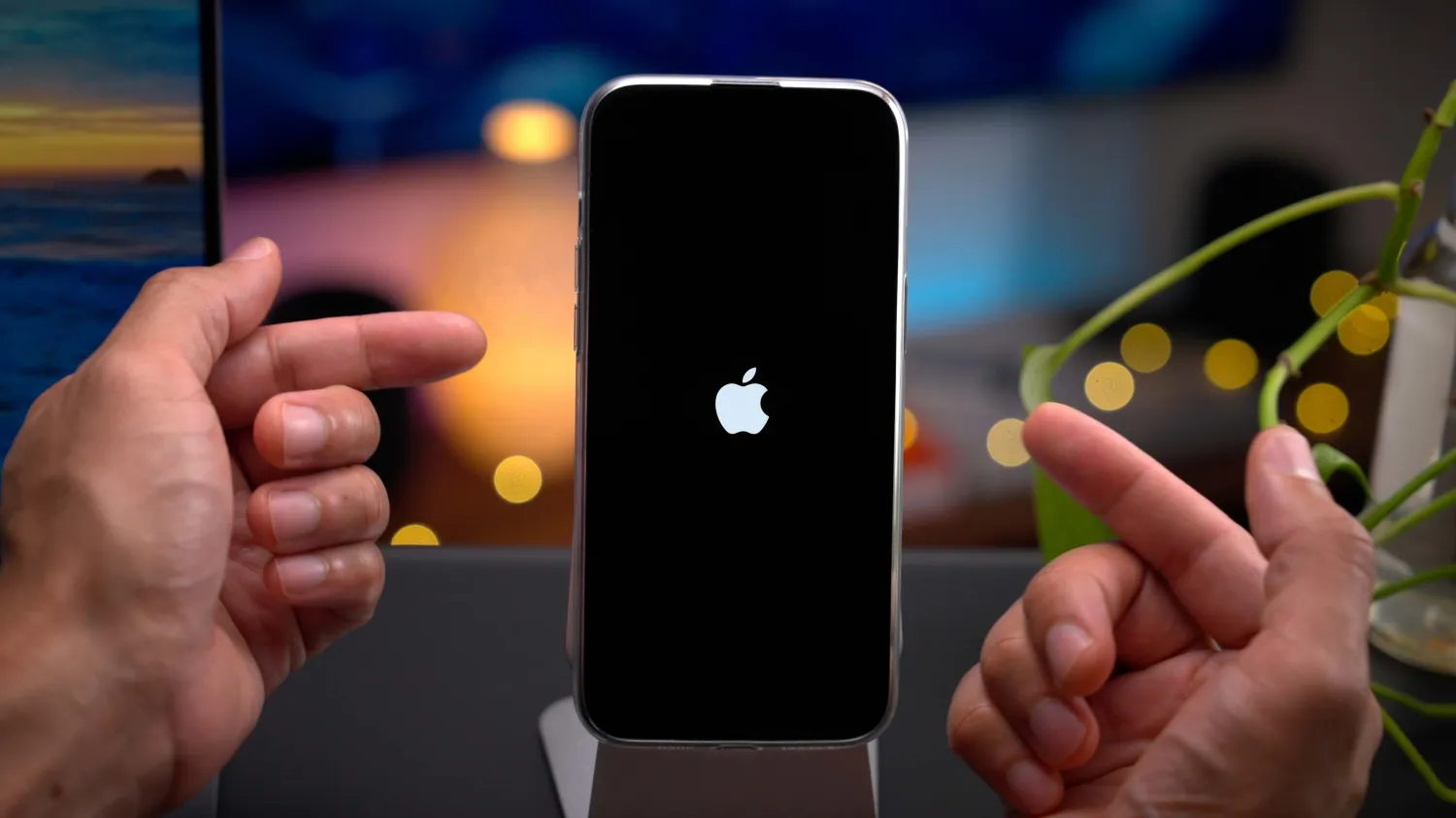 Apple delays new iPhone design due to component issues 