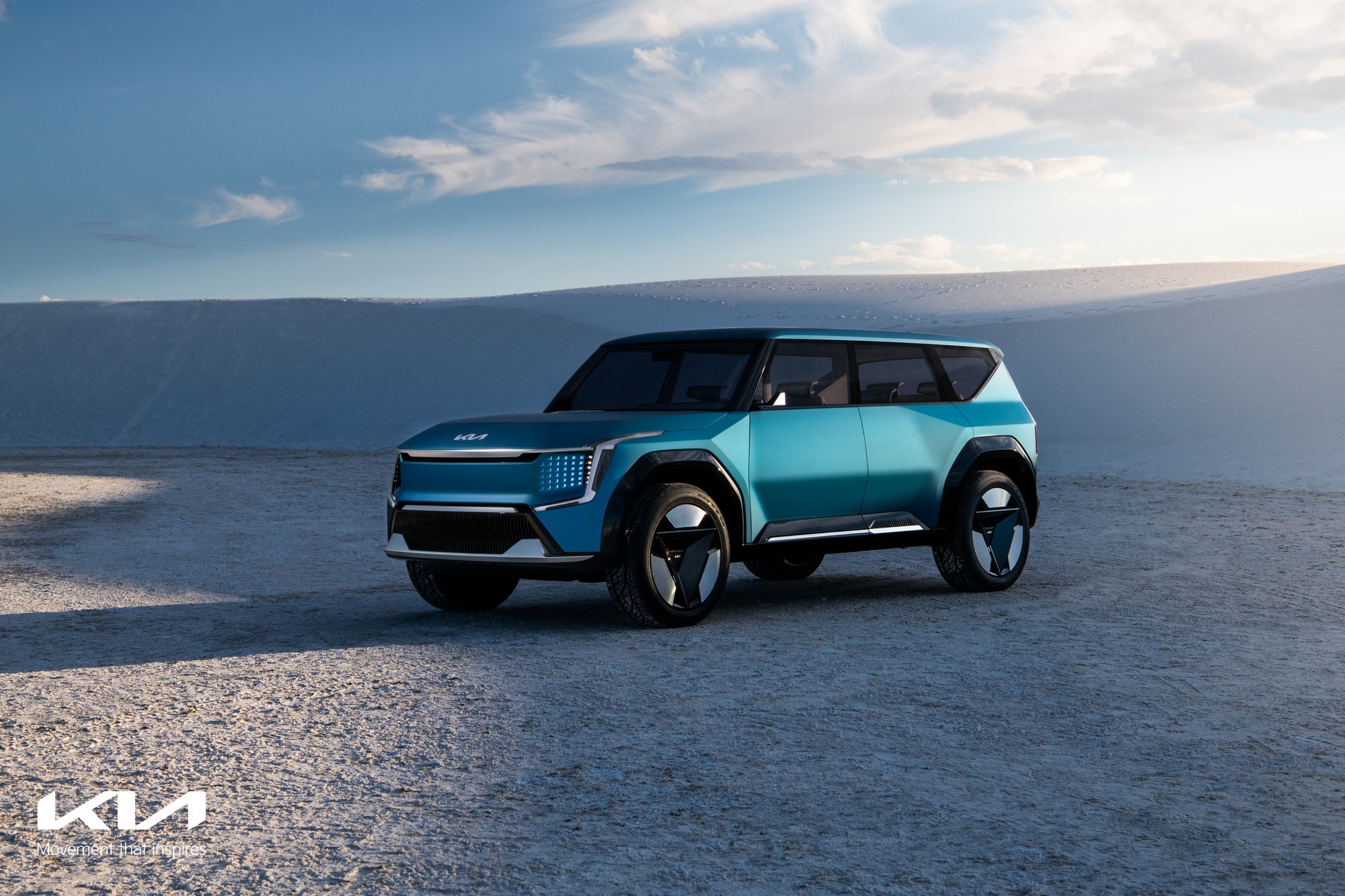 Конкурент Rivian R1S і Tesla Model X: Kia показала тизер майбутнього електричного джипа EV9