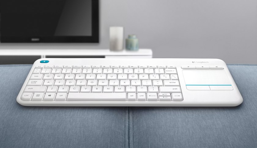 Logitech K400 Plus: wireless keyboard with a touchpad