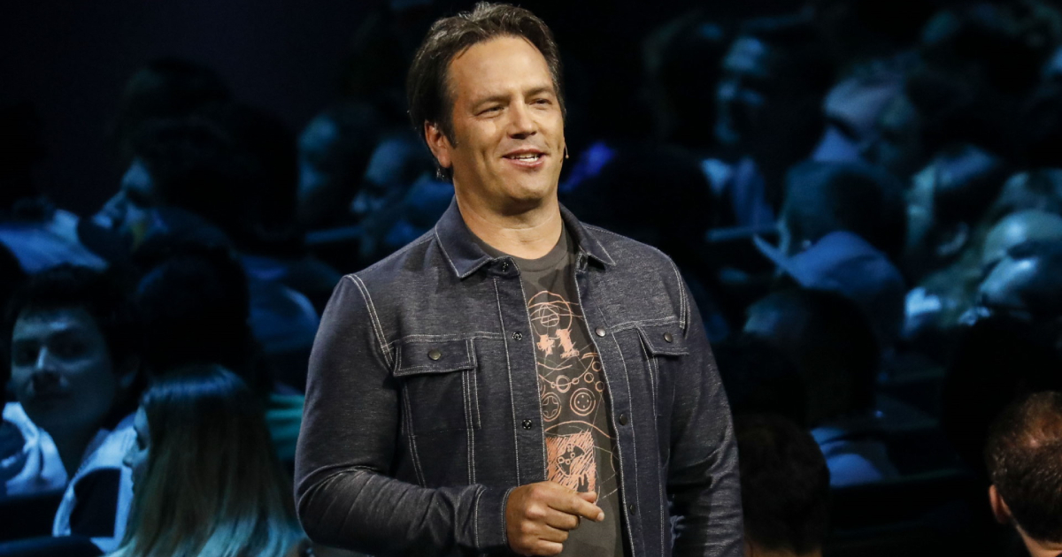 Phil Spencer: Microsoft is actively working with partners to create its own mobile store