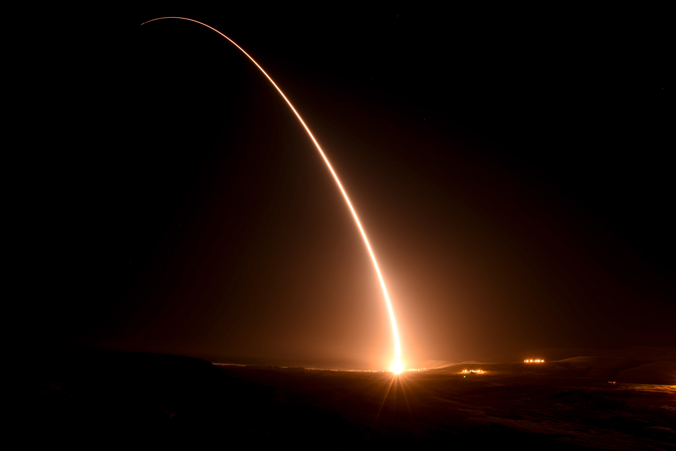 Les États-Unis testent le missile balistique intercontinental Minuteman III pour démontrer la disponibilité de la dissuasion nucléaire.