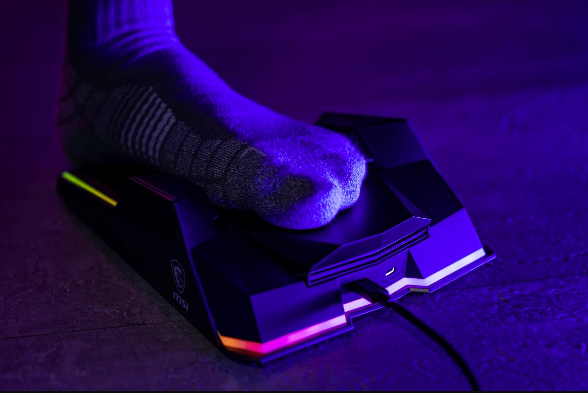 MSI lance la pédale programmable Liberator pour les jeux et le travail