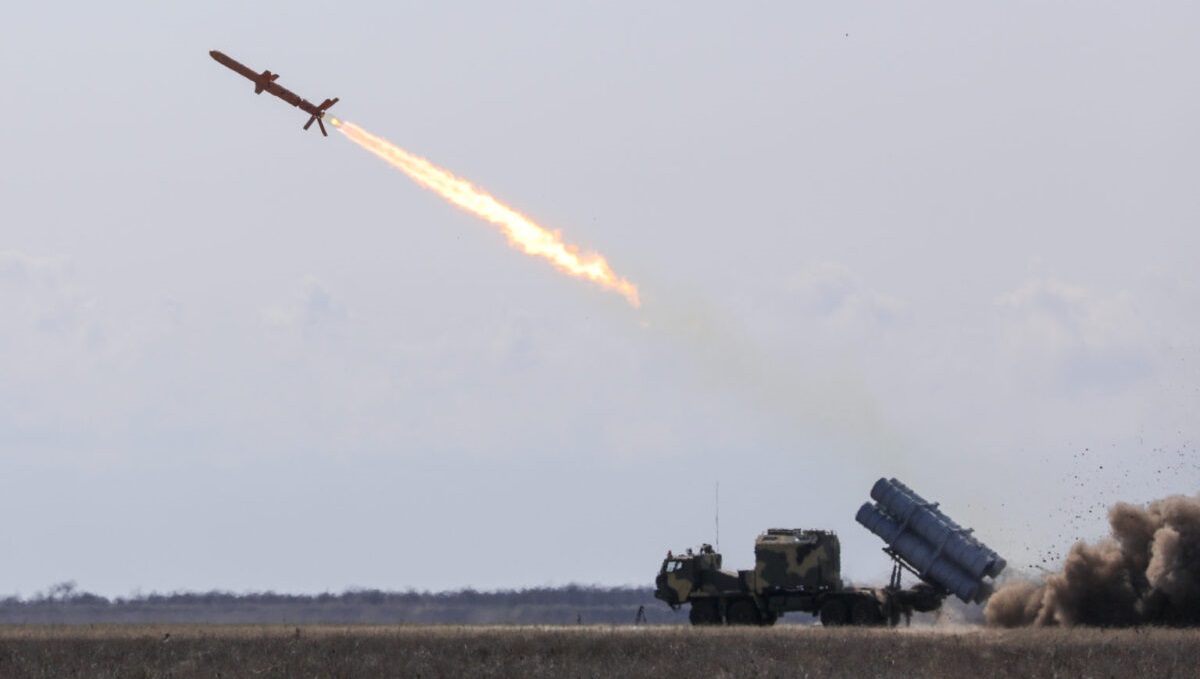 Україна розробляє нову модифікацію протикорабельної крилатої ракети "Нептун"
