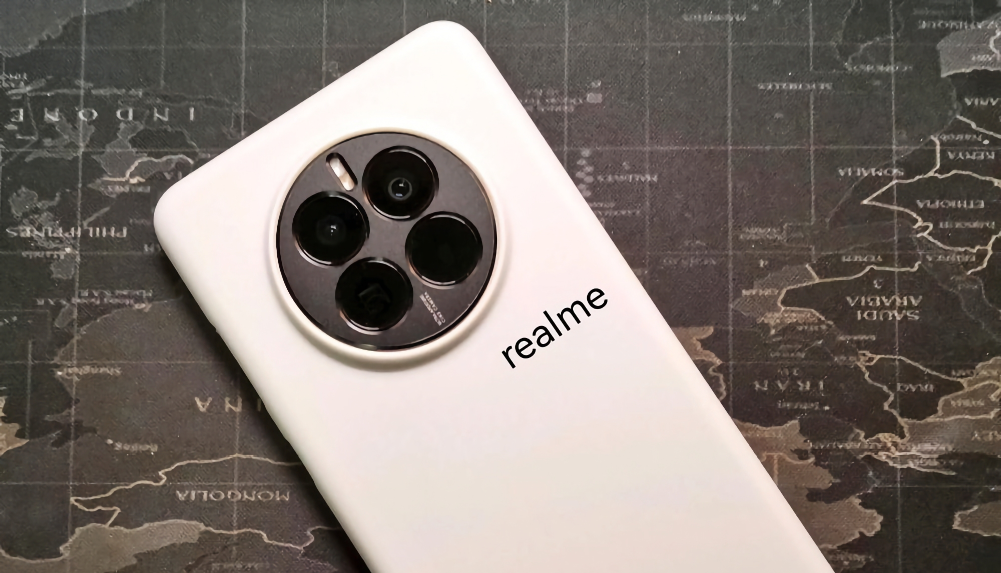 It's official: the realme GT 5 Pro with 120Hz OLED display, Snapdragon 8 Gen 3 chip, 50 MP camera and 100W charging will be unveiled this month