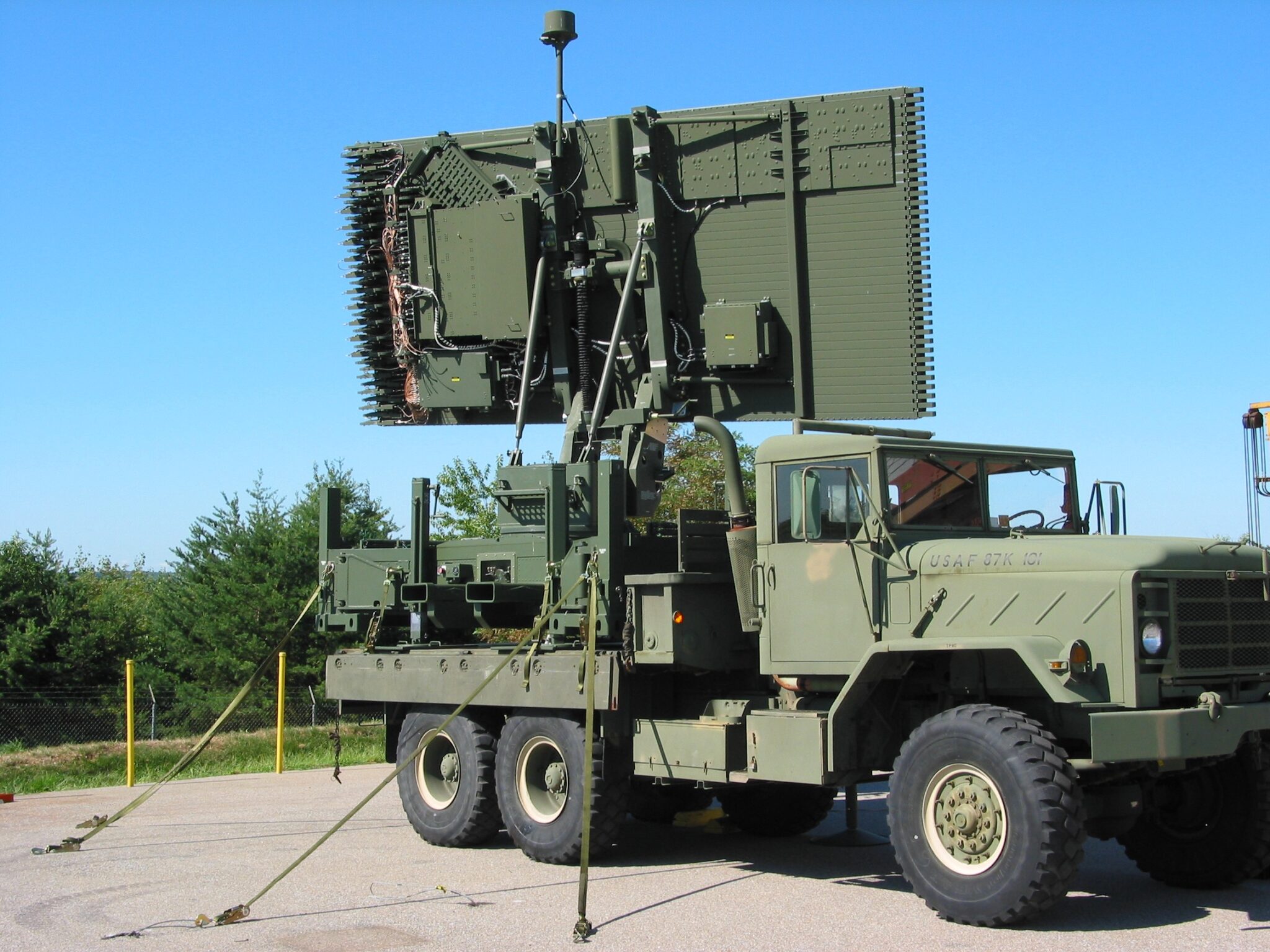 Exploration du radar AN/TPS-78 : que cache sa puissance ?