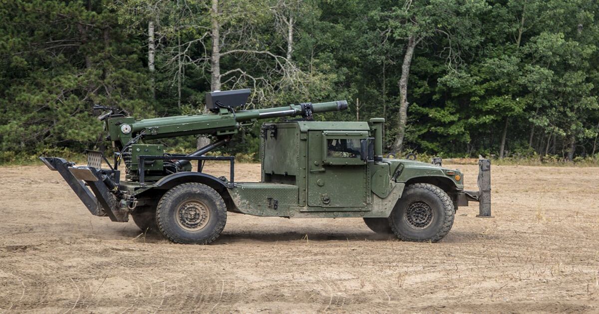 Ukrainian army is testing the experimental US 2-CT Hawkeye, which is only being tested in the US