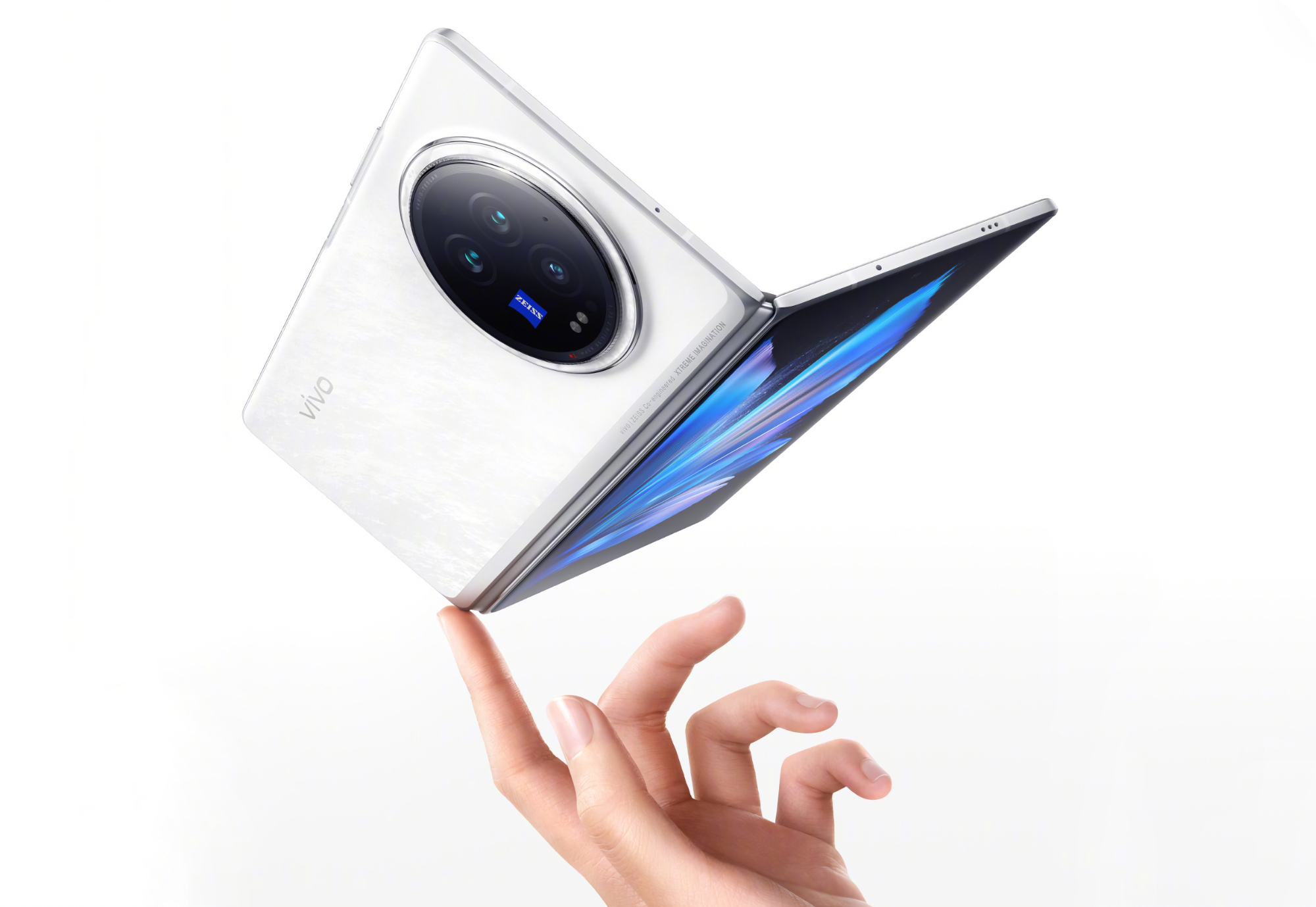 Plus grand que le Samsung Galaxy Fold 5, l'OPPO Find N3, le Huawei Mate X5 et le Honor Magic V2 : le vivo X Fold 3 Pro sera doté d'une batterie de 5 800mAh