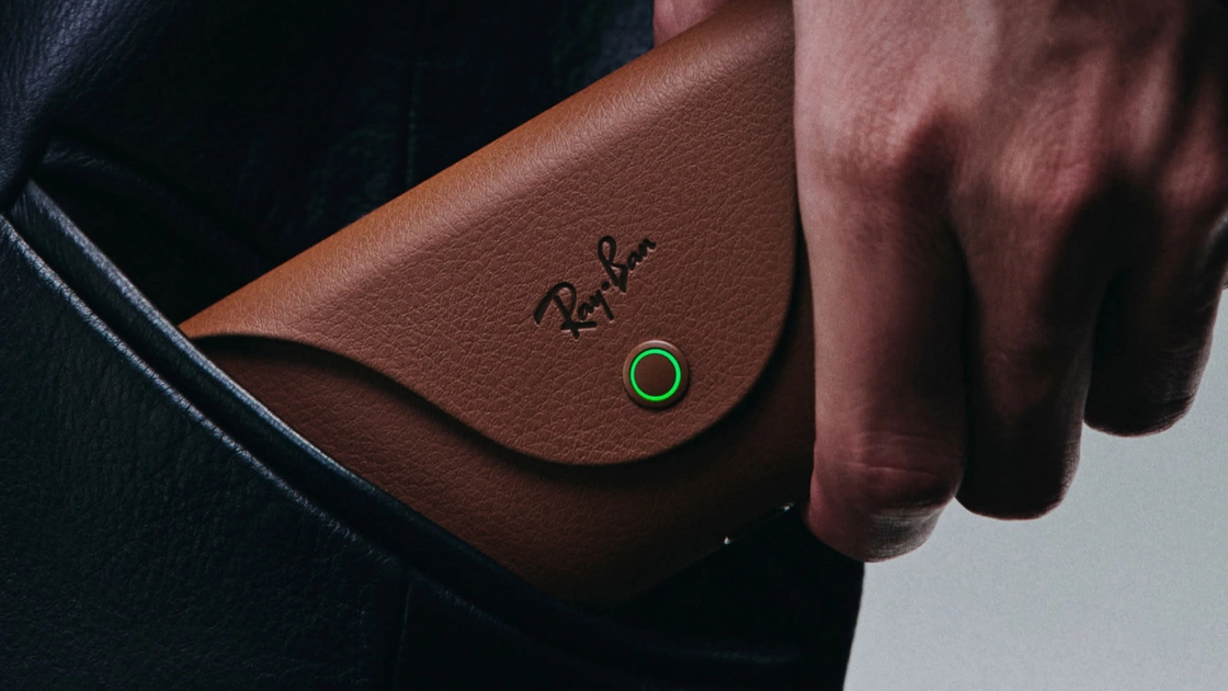 Футуристичний футляр для смарт-окулярів Ray-Ban: інновації та стиль