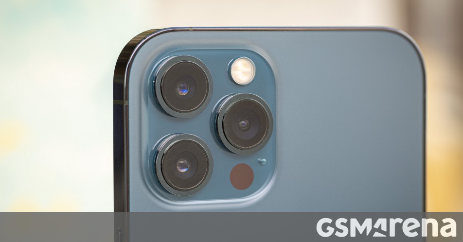 iPhone 14 Pro schematics reveal thicker body, two screen cutouts