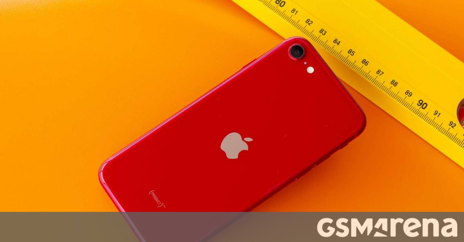 Apple iPhone SE (2022) in for review
