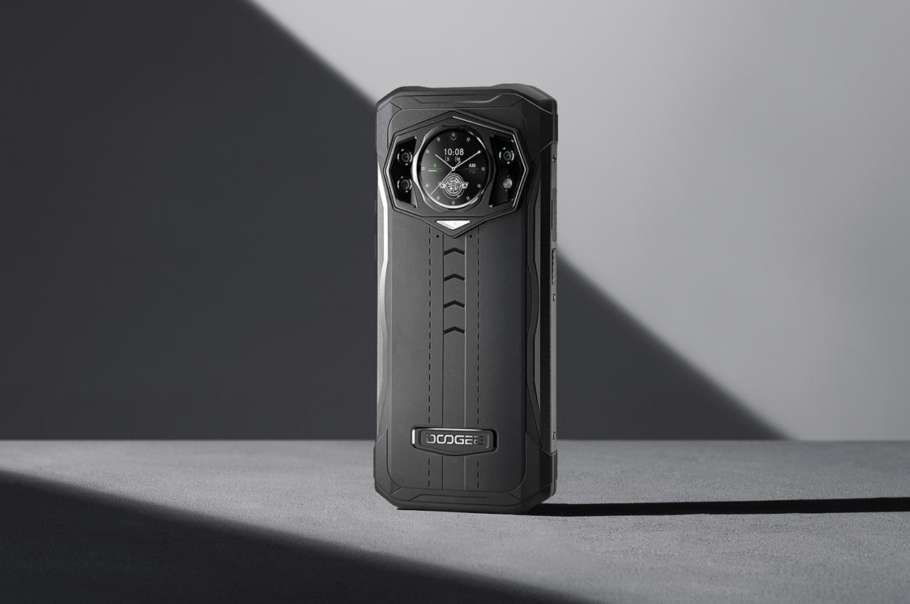 Doogee S98 looks and sounds more like a secret agent gadget than a smartphone-22