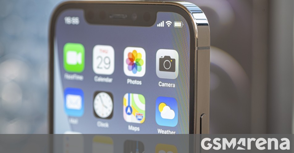 Les iPhones 2024 auront une caméra selfie UD et Face ID, prédit un analyste