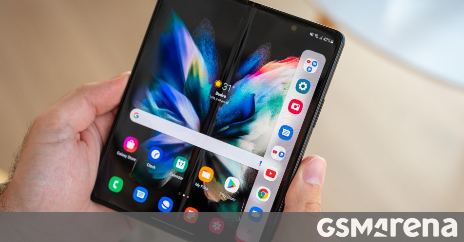 Samsung Galaxy Z Fold4 battery capacities revealed