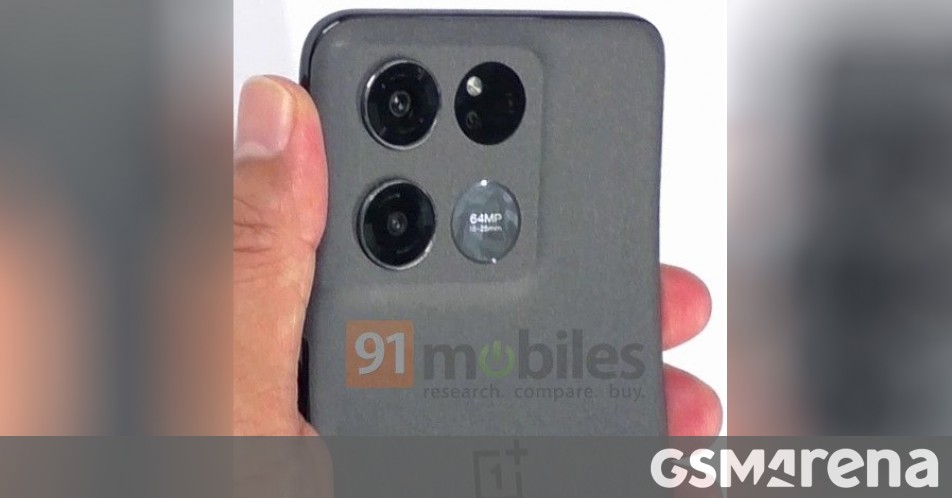 OnePlus Ace Racing Edition appears in new live image