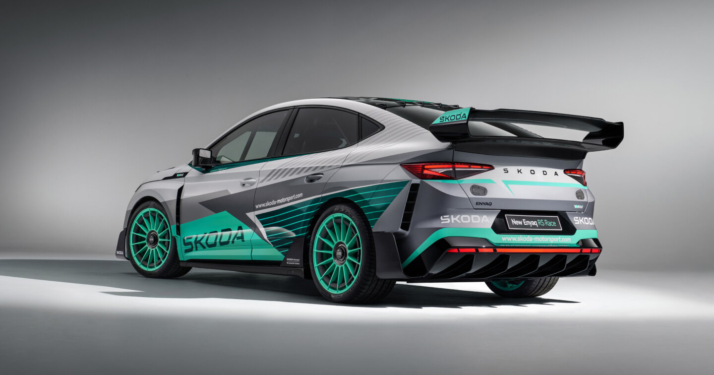 Передня панель Skoda Enyaq RS Race