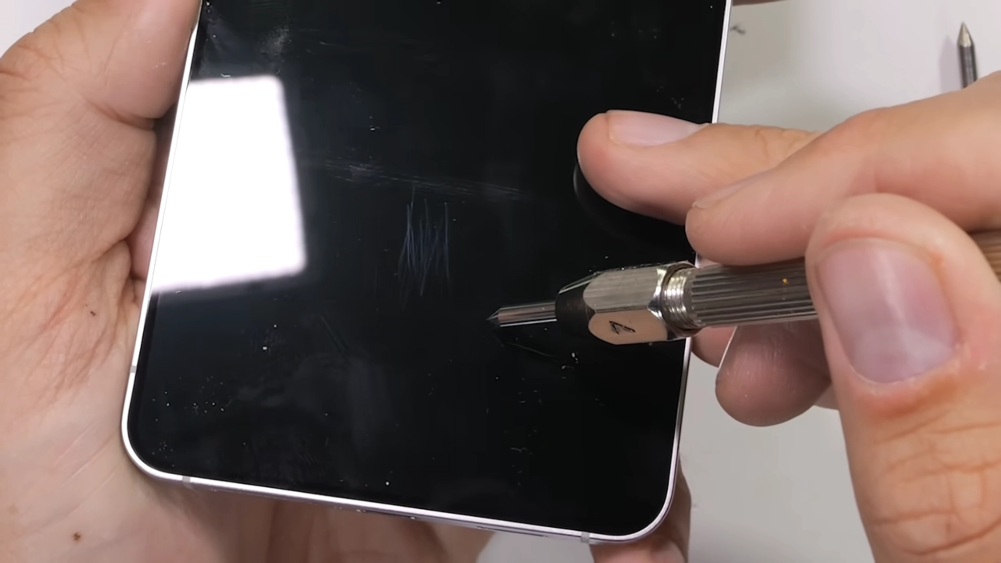 Тестування Samsung Galaxy S25 Edge