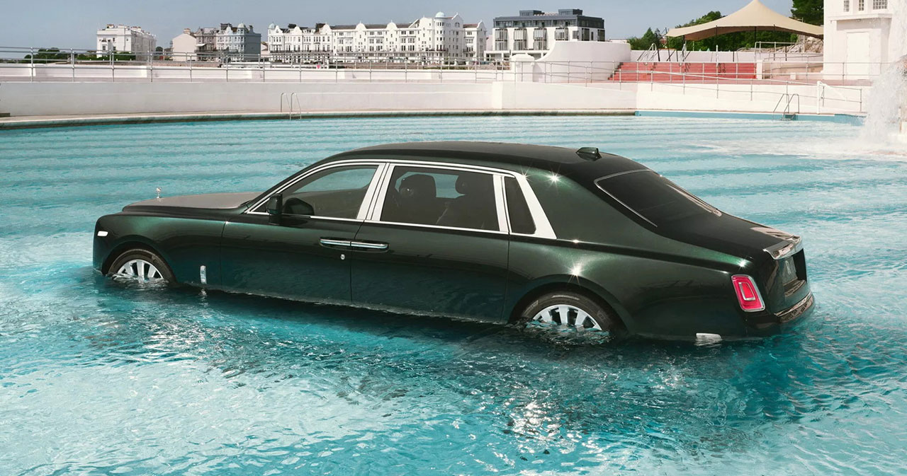 Phantom prototype in the water