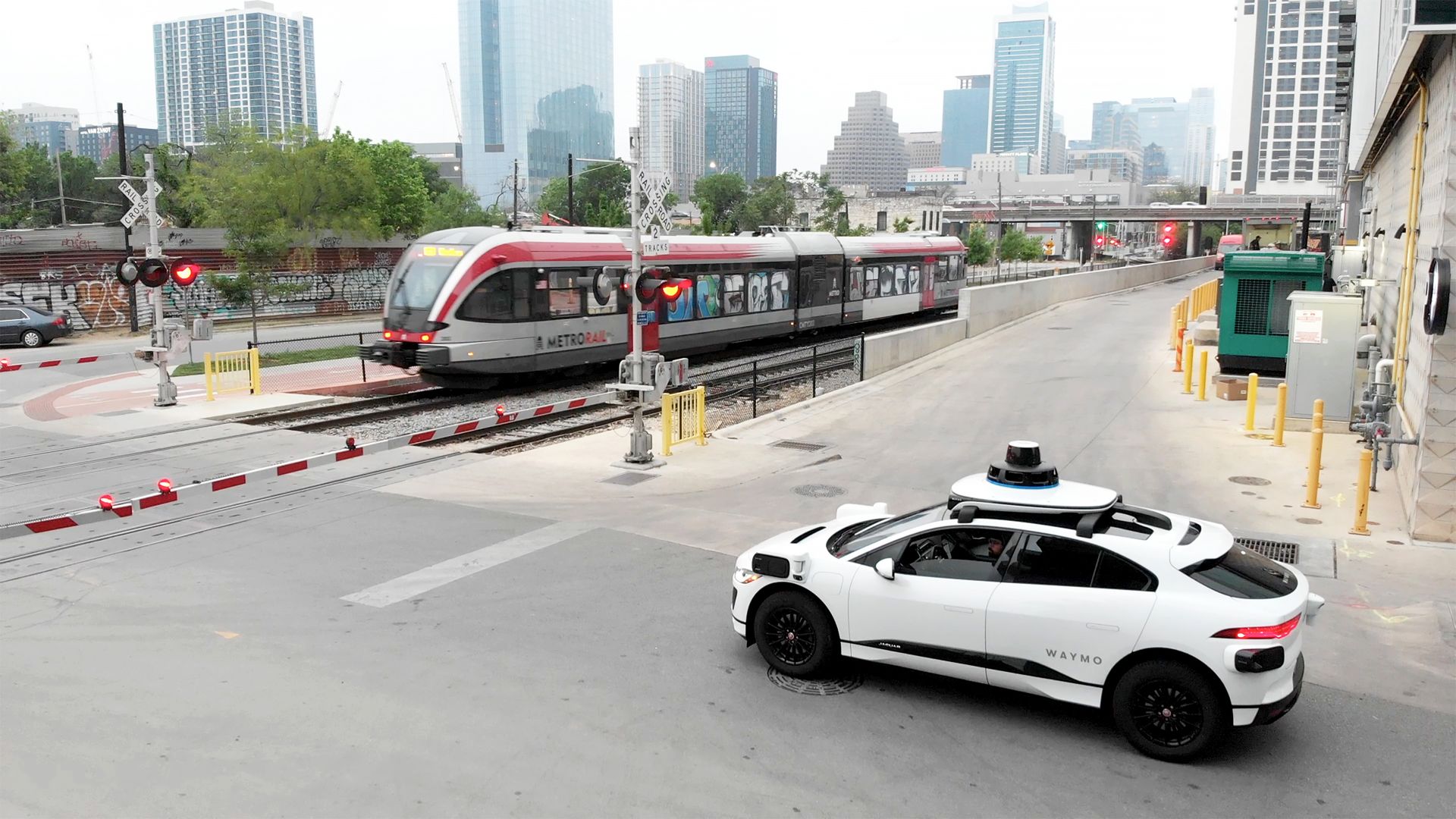 Waymo запустить комерційний сервіс роботаксі в Остіні до кінця року