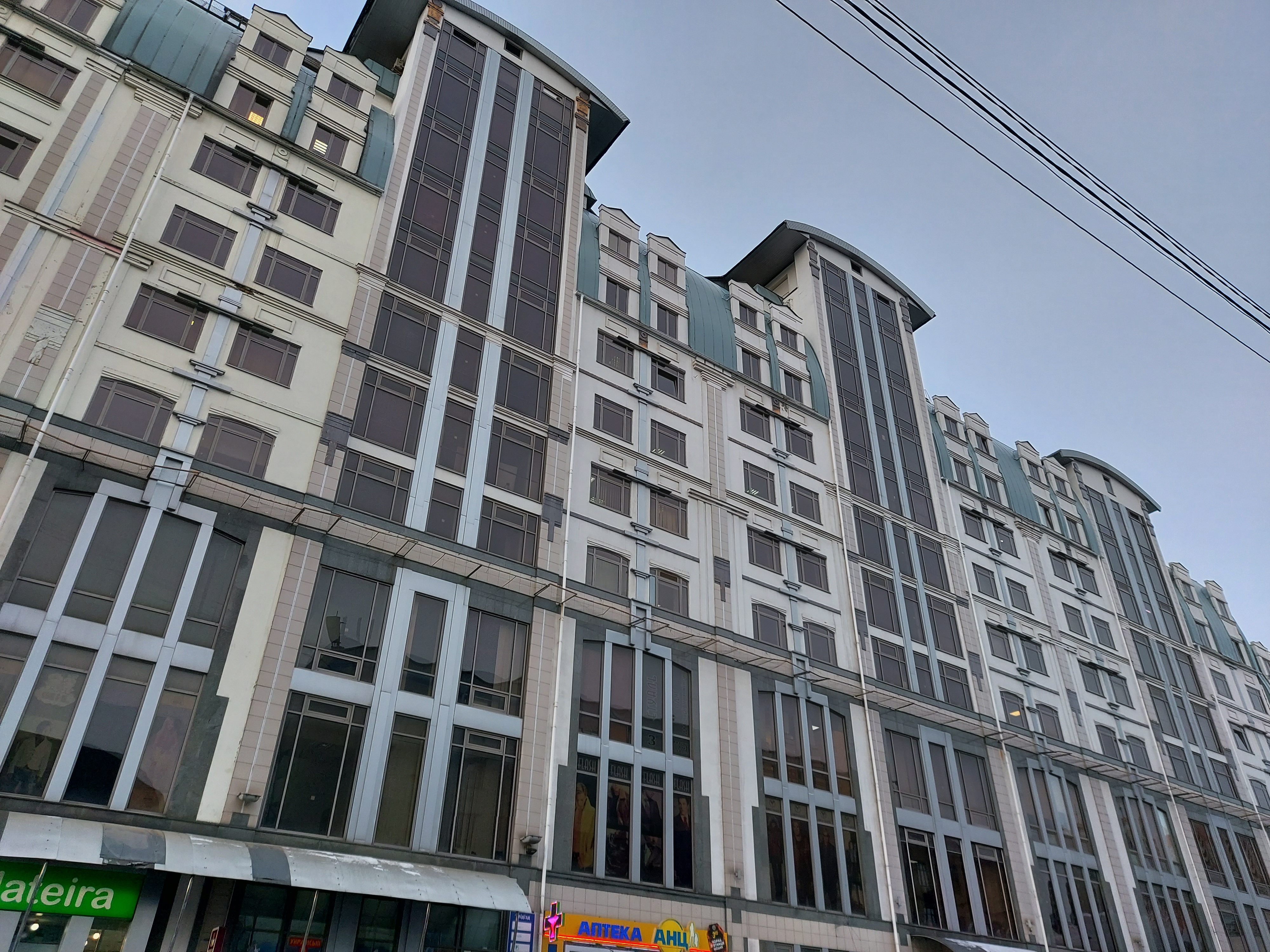 Огляд Samsung Galaxy S10 Lite: флагман на мінімалках-217