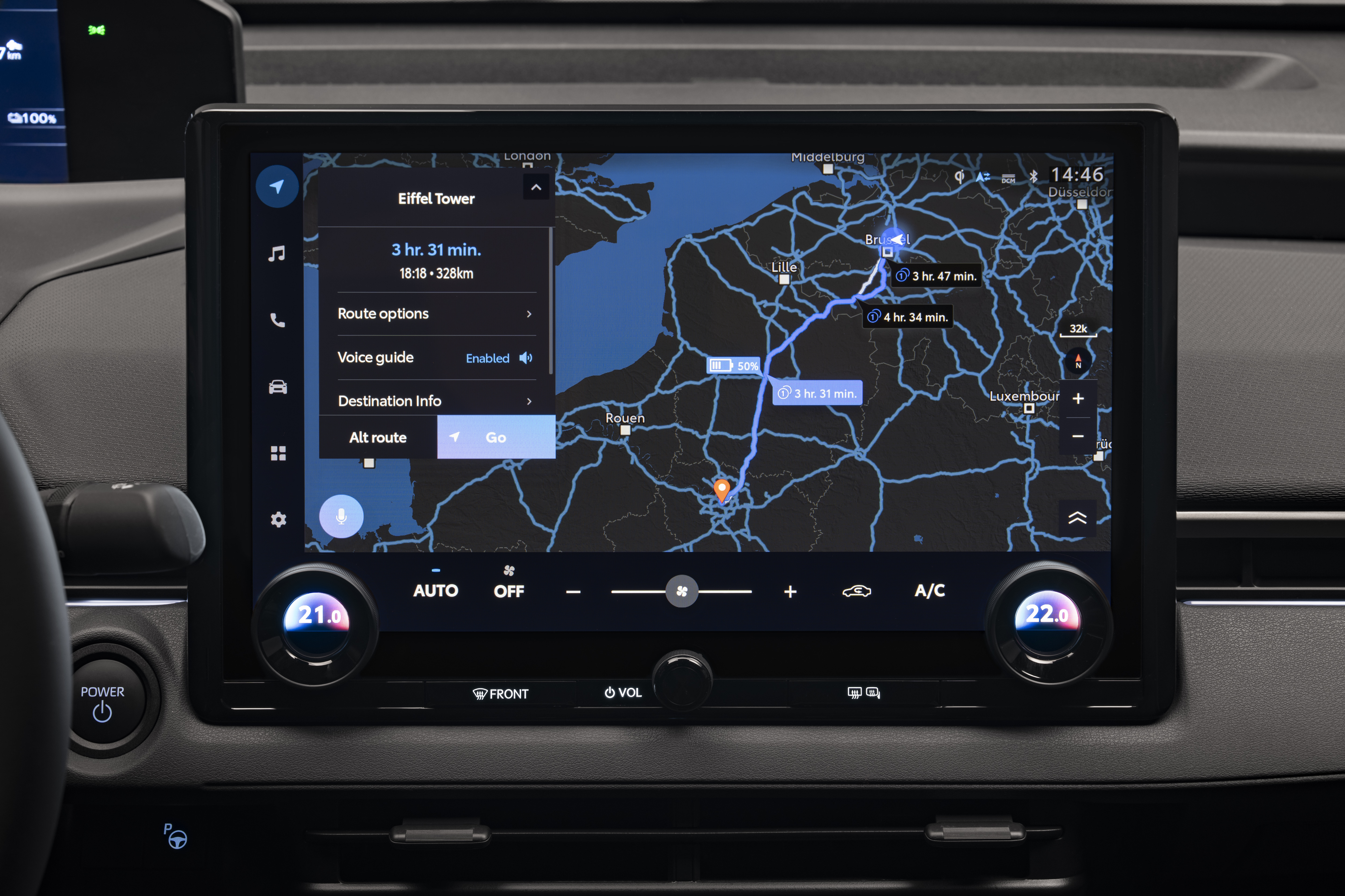 Interior of the updated Toyota bZ4X - view 7