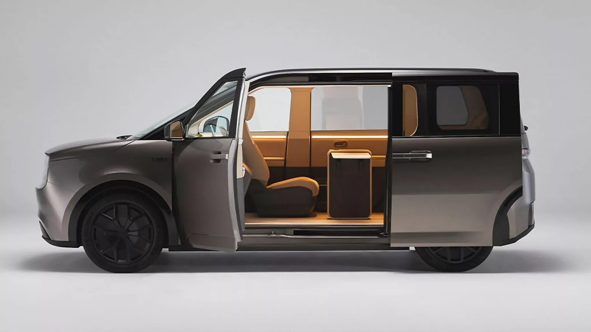 Sharp LDK+ minivan prototype side view