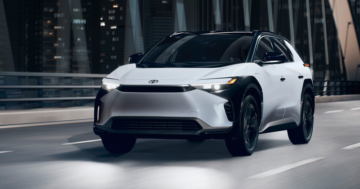 2025 Toyota bZ4X Nightshade Edition - Wind Chill Pearl - Vue latérale