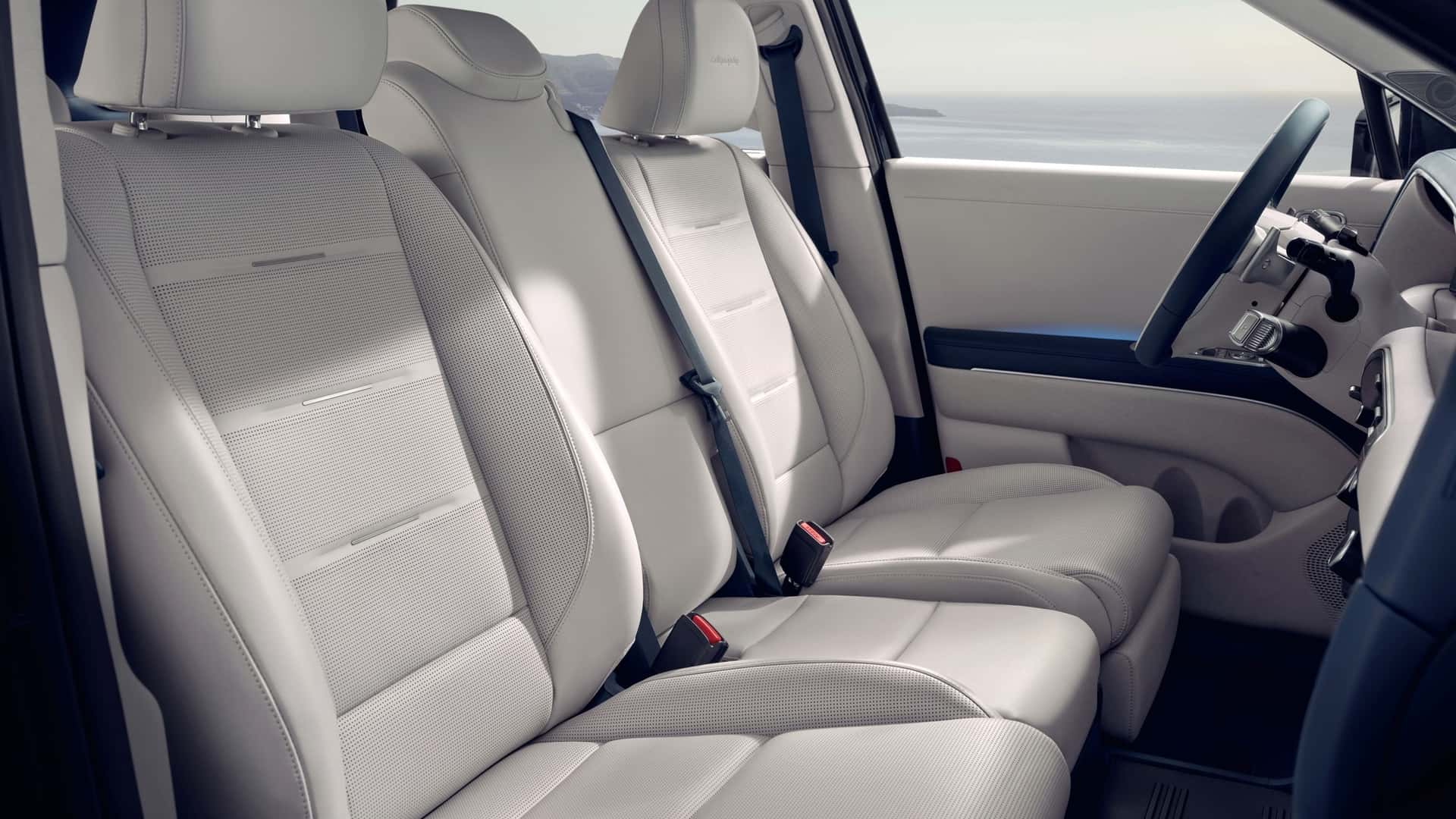 2026 Hyundai Palisade interior front seat