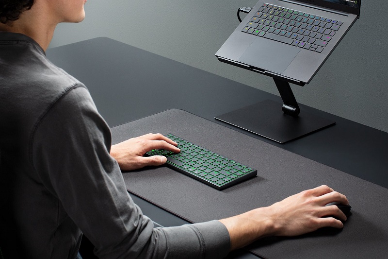Connecting Razer Joro to devices via Bluetooth
